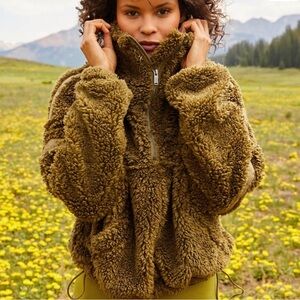 Excellent! Like New! Free People Movement Nantucket Half Zip Sherpa Pullover